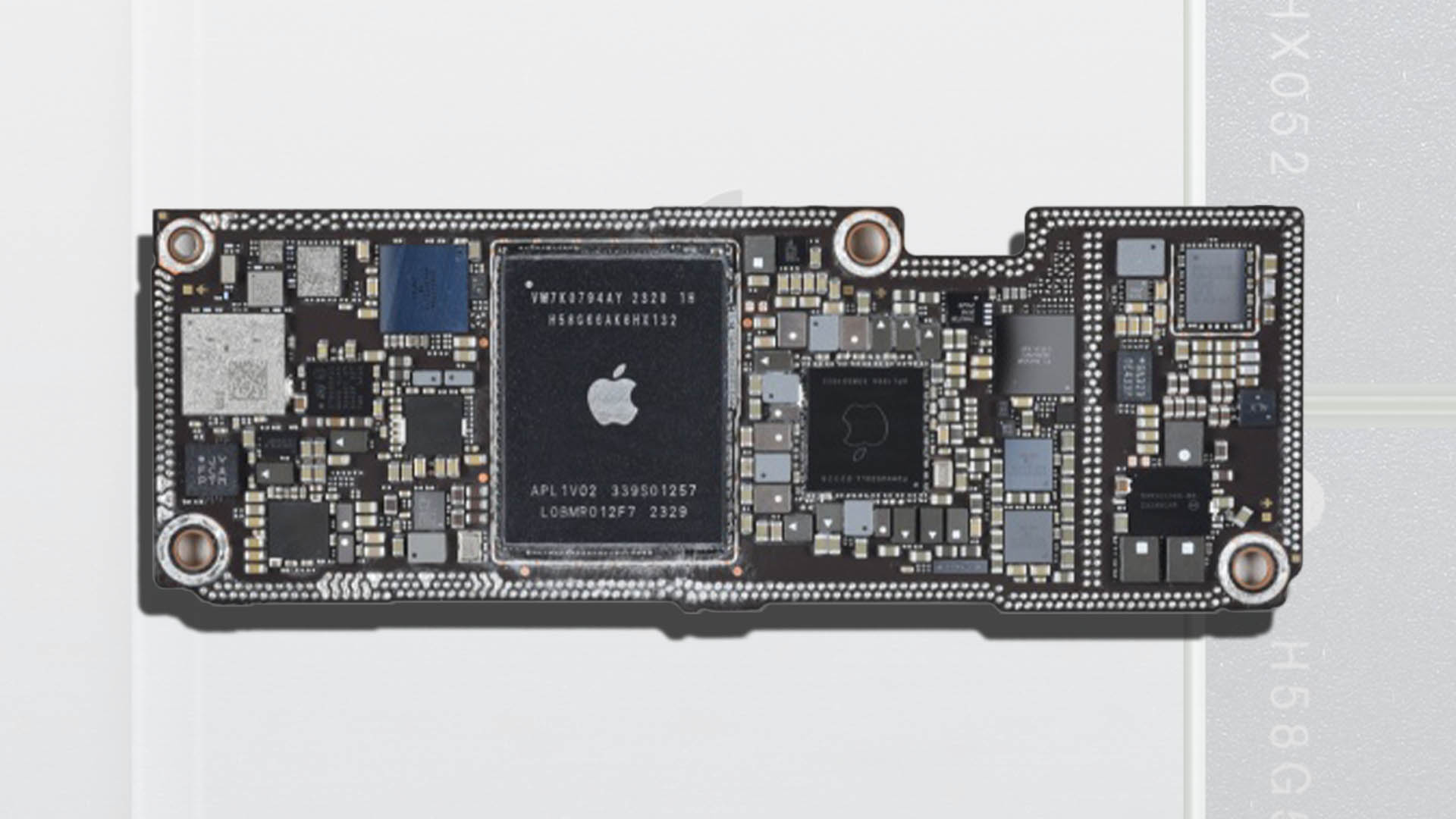 iPhone 17 pro board